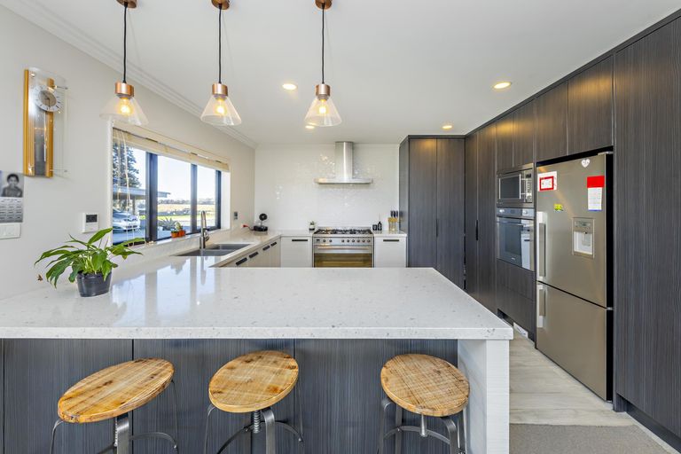 Photo of property in 1217 Glenbrook Road, Glenbrook, Waiuku, 2681