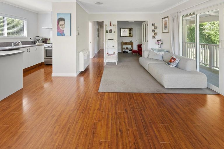 Photo of property in 25 Totara View Road, Wakefield, 7095