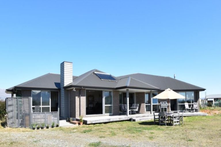 Photo of property in 100 Boundary Terrace, Twizel, 7999