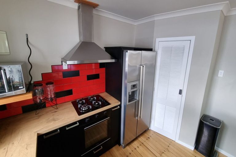 Photo of property in 37 Park Road, Western Heights, Rotorua, 3015