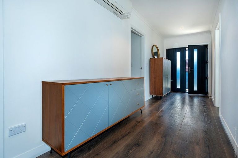 Photo of property in 150 Beach Road, North New Brighton, Christchurch, 8083