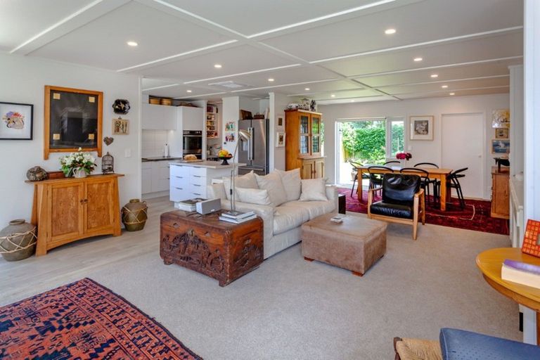 Photo of property in 107 Riverview Road, Whangamata, 3620