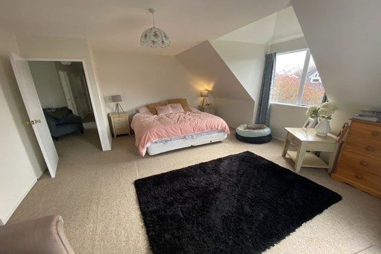 Photo of property in 12 Ilam Park Place, Ilam, Christchurch, 8041