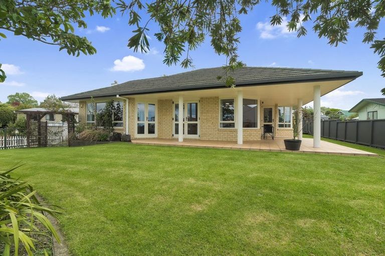 Photo of property in 45 Oxford Street, Te Puke, 3119
