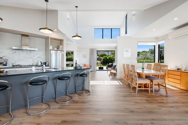 Photo of property in 57 The Ritz, Orewa, 0931