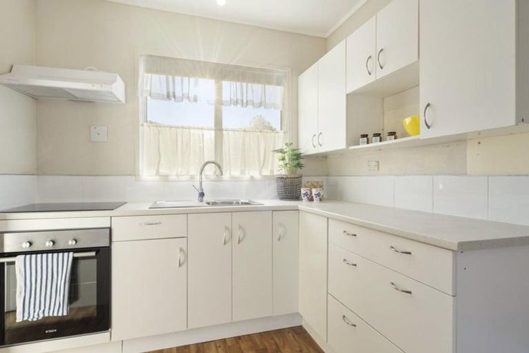 Photo of property in 23 Clemow Road, Fitzroy, New Plymouth, 4312