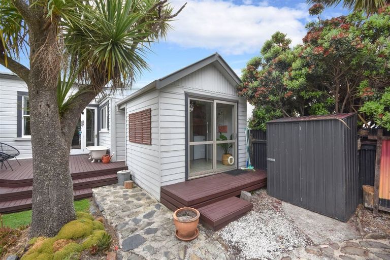 Photo of property in 22 De Carle Street, Saint Kilda, Dunedin, 9012