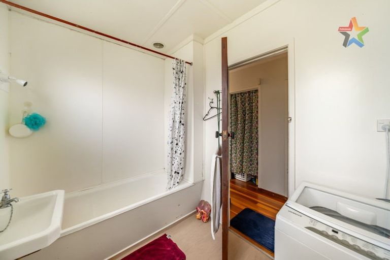 Photo of property in 43 Rata Street, Naenae, Lower Hutt, 5011