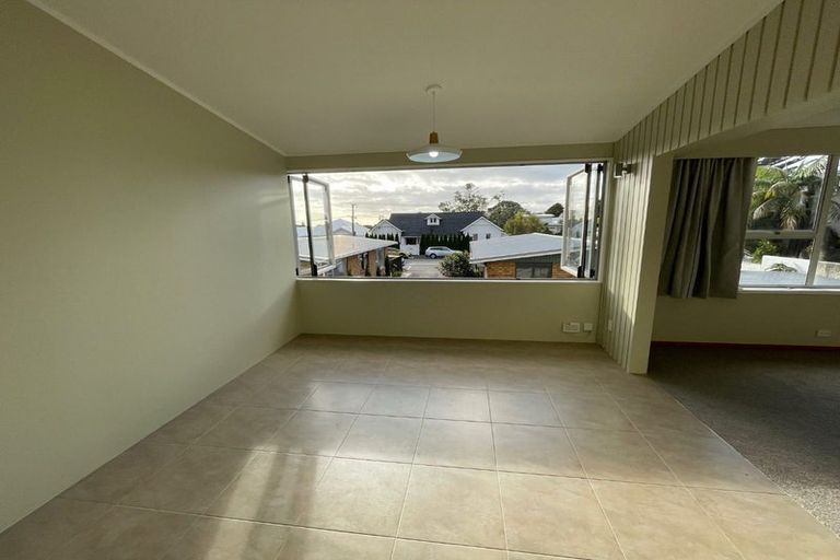 Photo of property in 6/3 Gilbert Street, New Plymouth, 4310