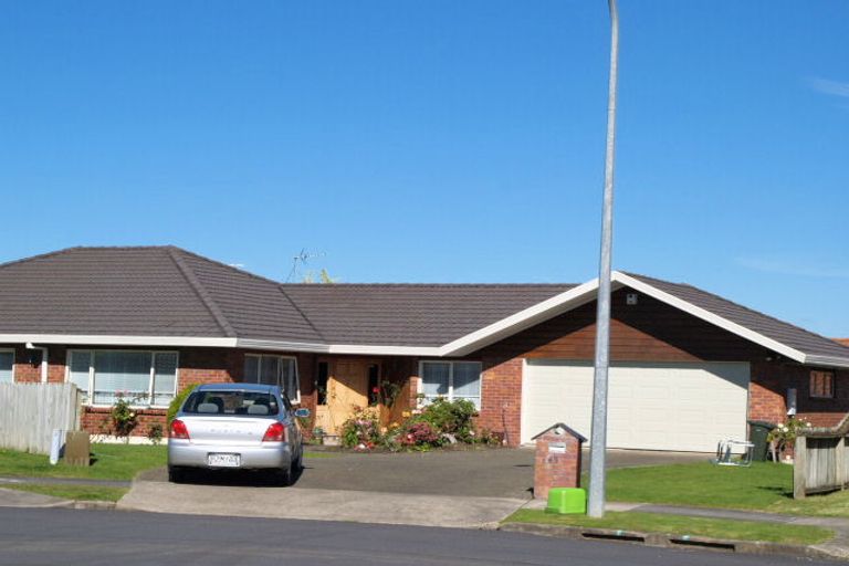 Photo of property in 45 Oakridge Way, Northpark, Auckland, 2013