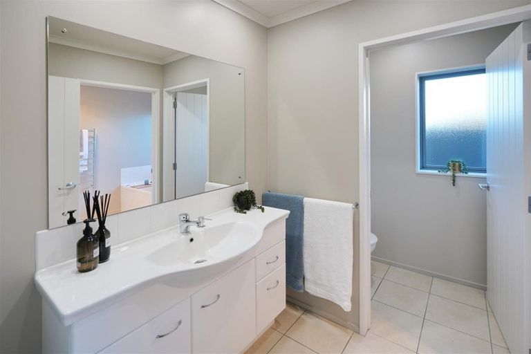 Photo of property in 432b Harewood Road, Harewood, Christchurch, 8051