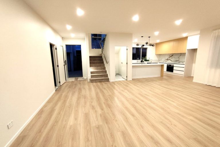 Photo of property in 28 Maugham Drive, Bucklands Beach, Auckland, 2014