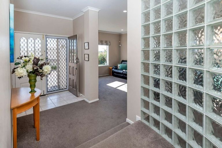 Photo of property in 2/16 Woodgers Way, Somerville, Auckland, 2014