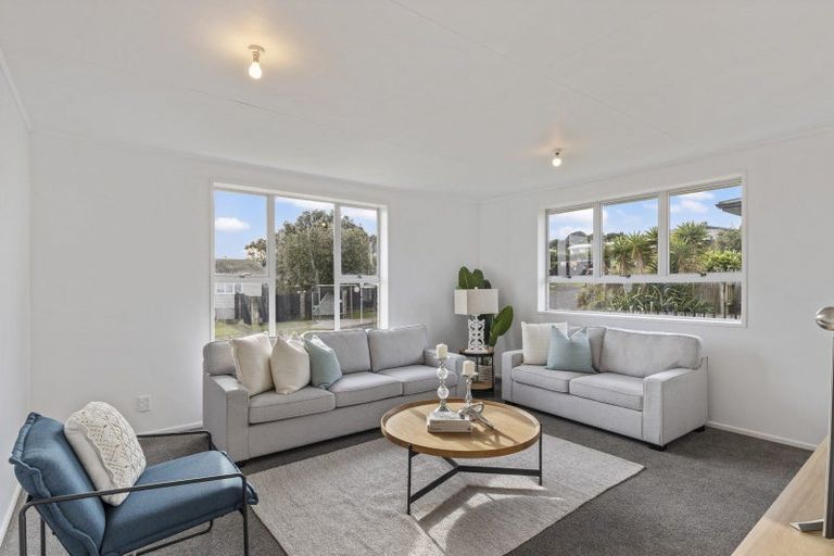 Photo of property in 19 Rangitake Drive, Spotswood, New Plymouth, 4310