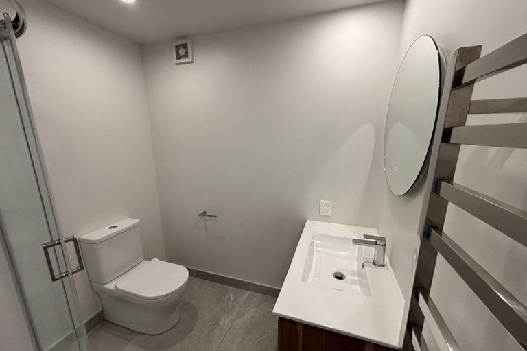 Photo of property in 774b Whangaparaoa Road, Manly, Whangaparaoa, 0930