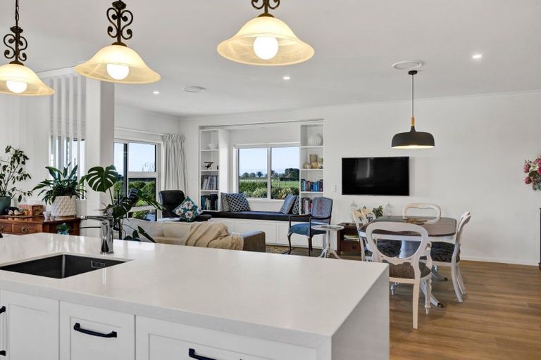 Photo of property in 60 Turangi Road, Motunui, Waitara, 4383