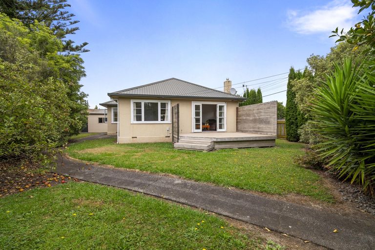 Photo of property in 11 Harris Street, Feilding, 4702