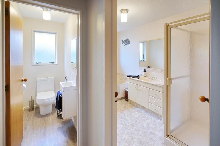 Photo of property in 1/2 Murfitt Place, Sockburn, Christchurch, 8042