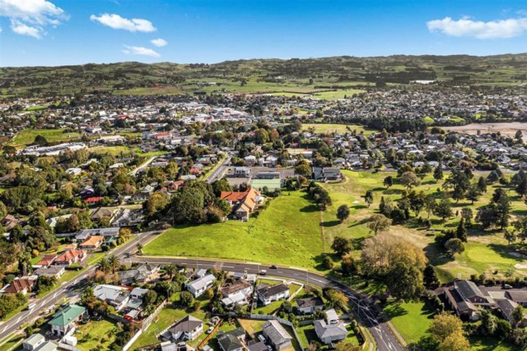 Photo of property in 5 Hamilton Drive, Waiuku, 2123