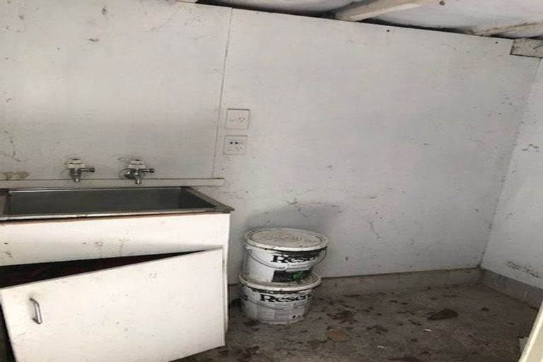 Photo of property in 26 Duppa Street, Berhampore, Wellington, 6023