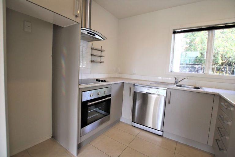 Photo of property in 5/37 Waipa Street, Birkenhead, Auckland, 0626