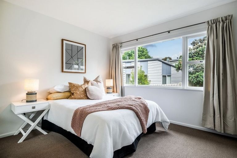 Photo of property in 14a Saffron Street, Birkdale, Auckland, 0626