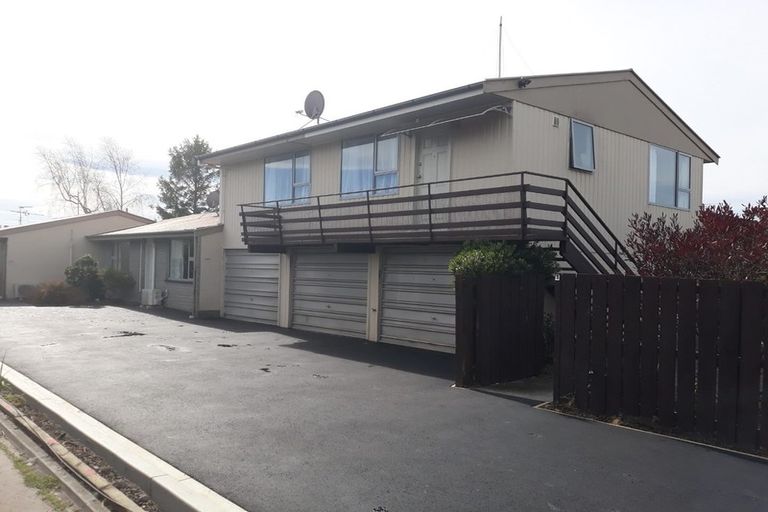 Photo of property in 1/6 Dilworth Street, Riccarton, Christchurch, 8011