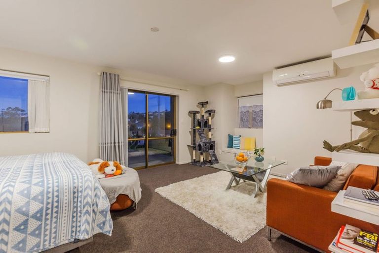 Photo of property in 112 Sartors Avenue, Browns Bay, Auckland, 0630