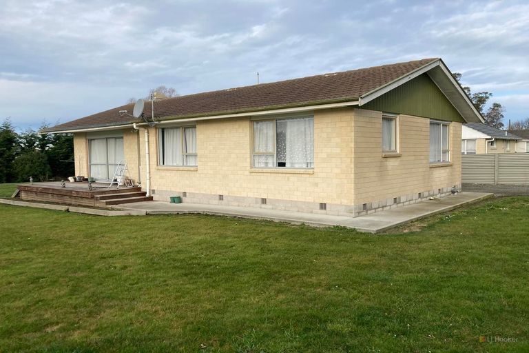 Photo of property in 8-14 Milford Street, Waimate, 7924