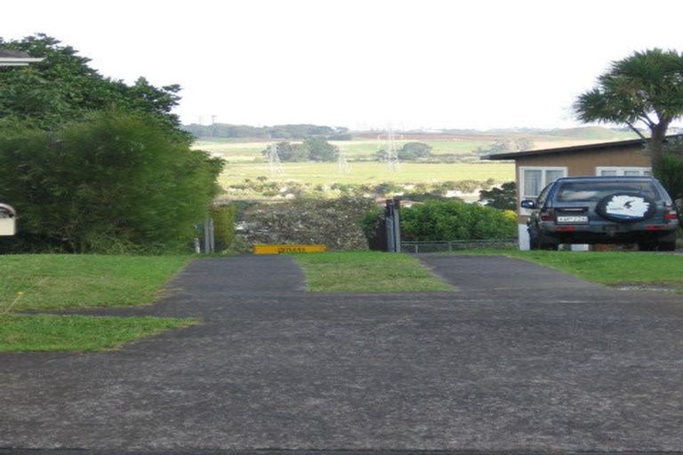 Photo of property in 25 Miramar Place, Pakuranga, Auckland, 2010