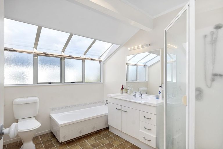 Photo of property in 104b Valley Road, Mount Maunganui, 3116