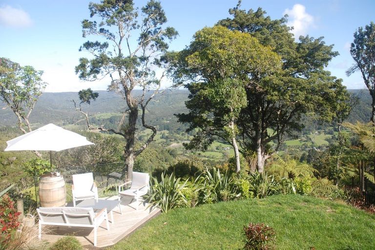 Photo of property in 45 Jonkers Road, Waitakere, Henderson, 0782