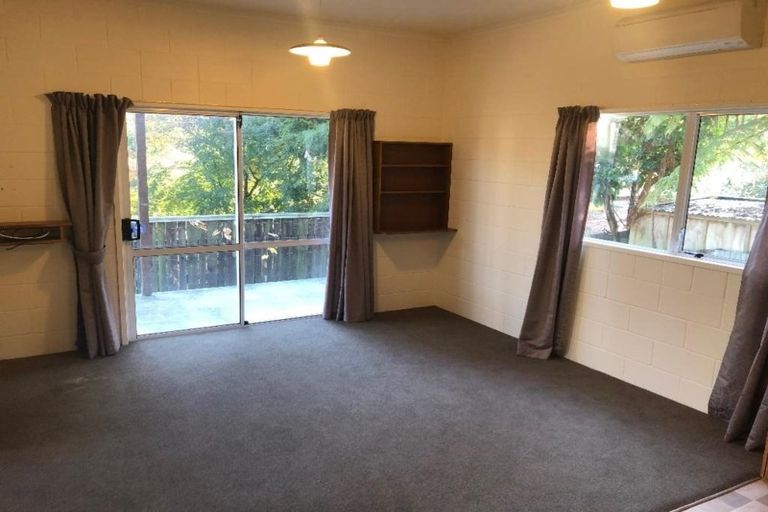 Photo of property in 2/16 Puriri Street, Hilltop, Taupo, 3330