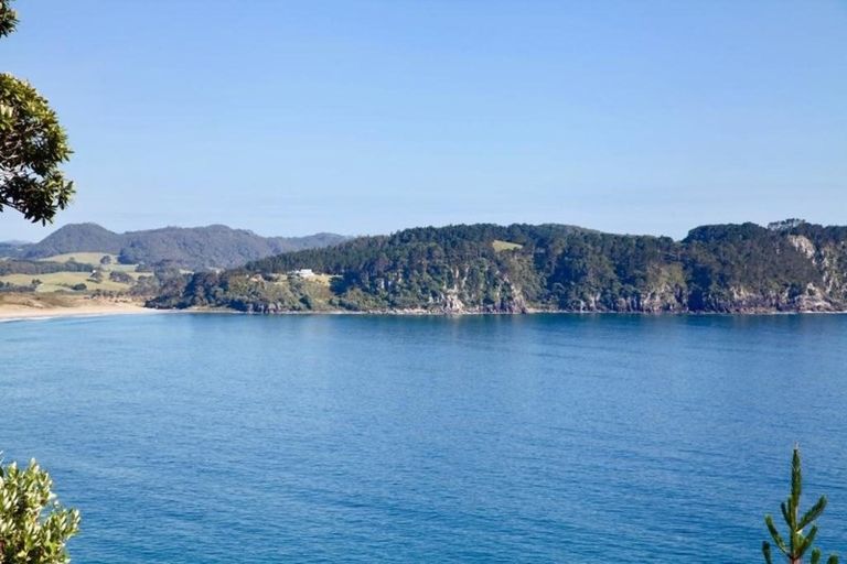 Photo of property in 77 Radar Road, Hot Water Beach, Whitianga, 3591