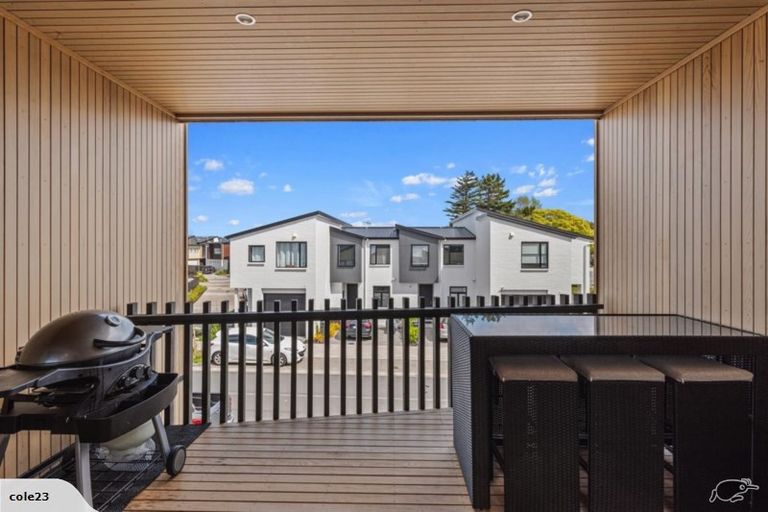 Photo of property in 3 Frank Gill Road, Hobsonville, Auckland, 0616