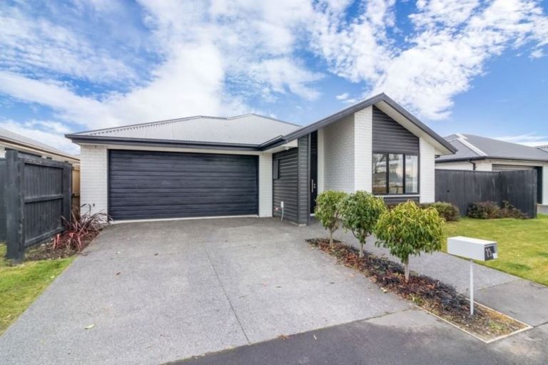 Photo of property in 25 William Nicholls Drive, Belfast, Christchurch, 8051