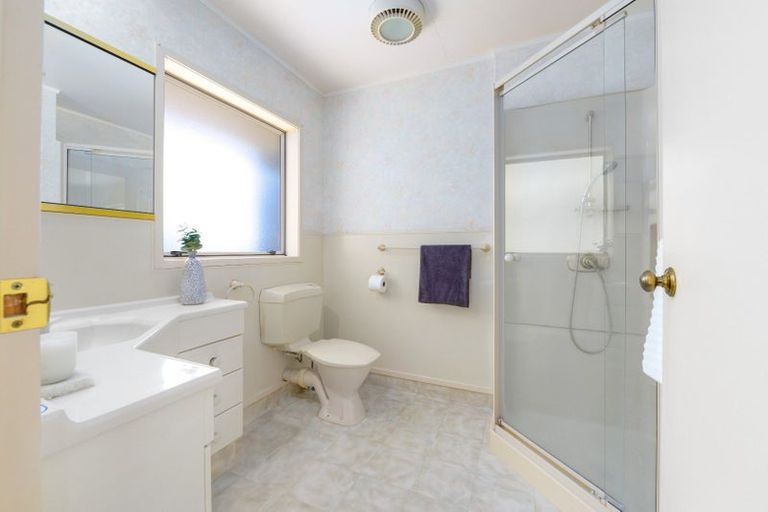 Photo of property in 2 Longwood Place, Harrowfield, Hamilton, 3210