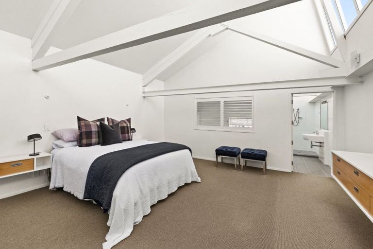 Photo of property in 17 Waghorne Street, Ahuriri, Napier, 4110