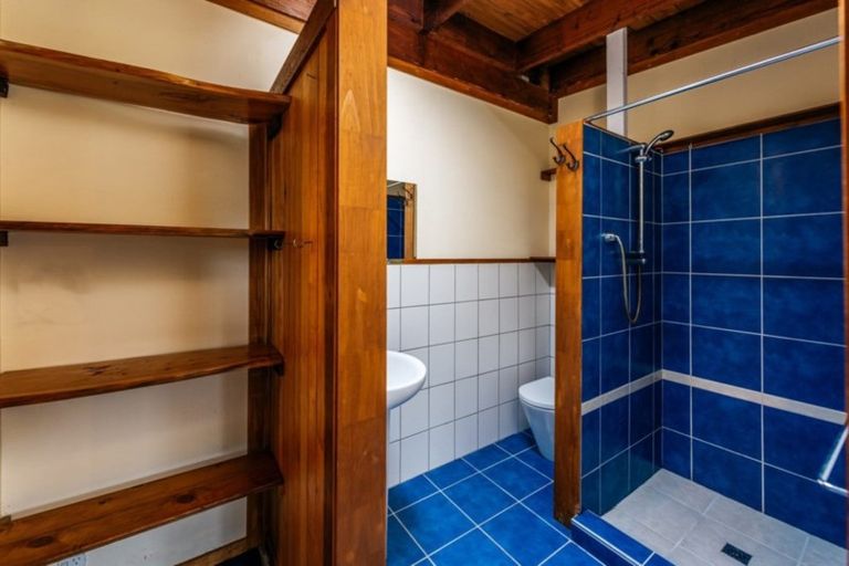 Photo of property in 35 Crescent Road East, Ostend, Waiheke Island, 1081