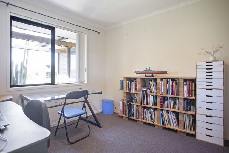 Photo of property in 12 Hoggard Place, Katikati, 3129