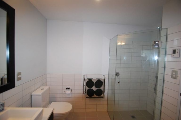 Photo of property in Chews Lane Apartments, 16e/9 Chews Lane, Wellington Central, Wellington, 6011