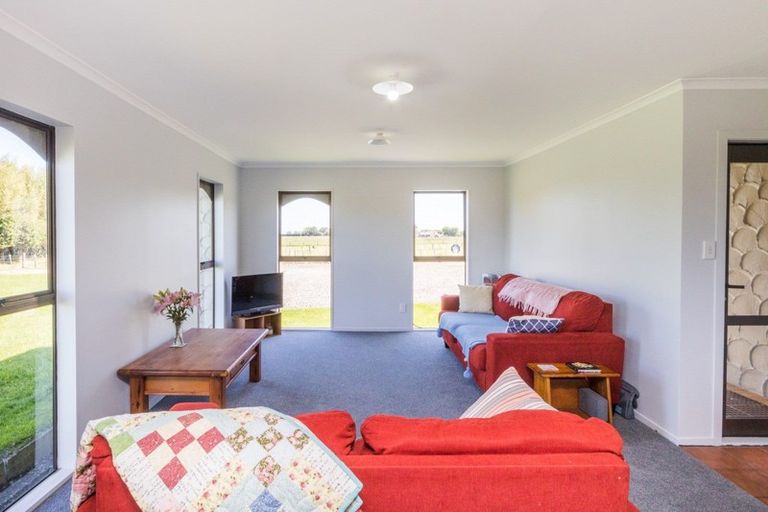 Photo of property in 35 Durie Road, Aorangi, Feilding, 4775