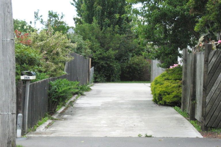 Photo of property in 2/24 Withells Road, Avonhead, Christchurch, 8042