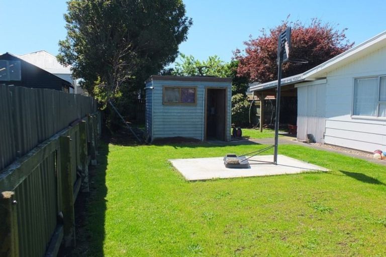 Photo of property in 2a Gladstone Street, Foxton, 4814