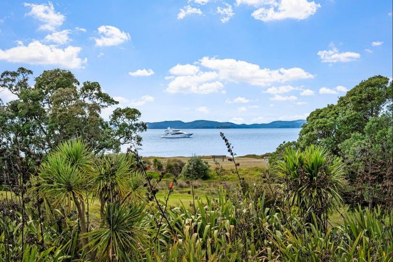 Photo of property in 36 Little Compton Mews, Snells Beach, 0920