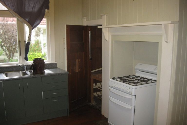 Photo of property in 49 Riverside Drive, Waiwhetu, Lower Hutt, 5010