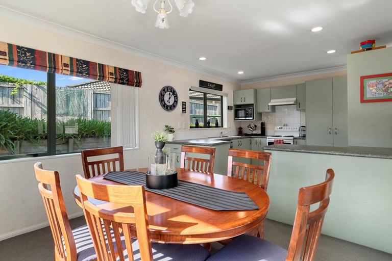 Photo of property in 8 Brackenburn Drive, Ohauiti, Tauranga, 3112