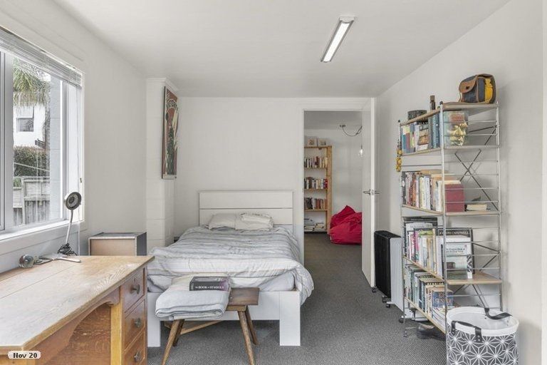 Photo of property in 19 Church Street, Northcote Point, Auckland, 0627