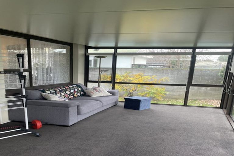Photo of property in 352 Blenheim Road, Upper Riccarton, Christchurch, 8041