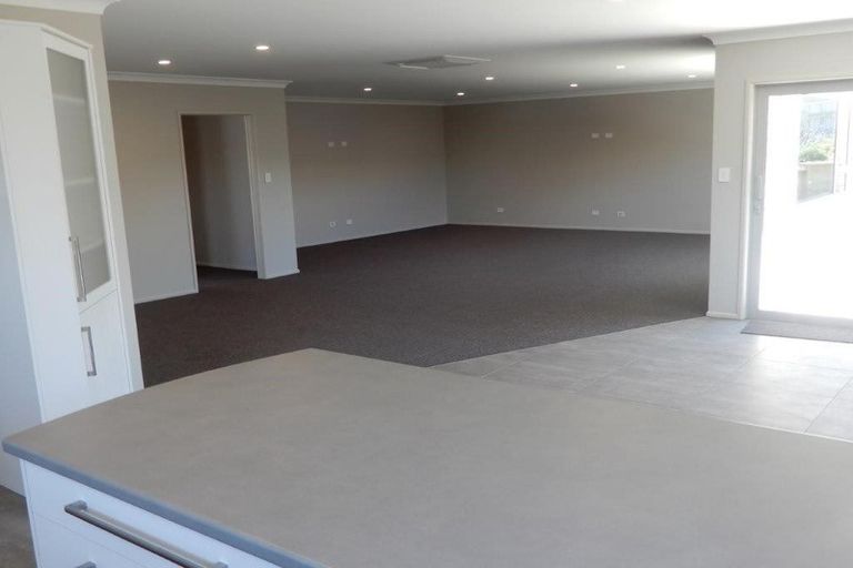 Photo of property in 15 Victoria Street, Hawera, 4610